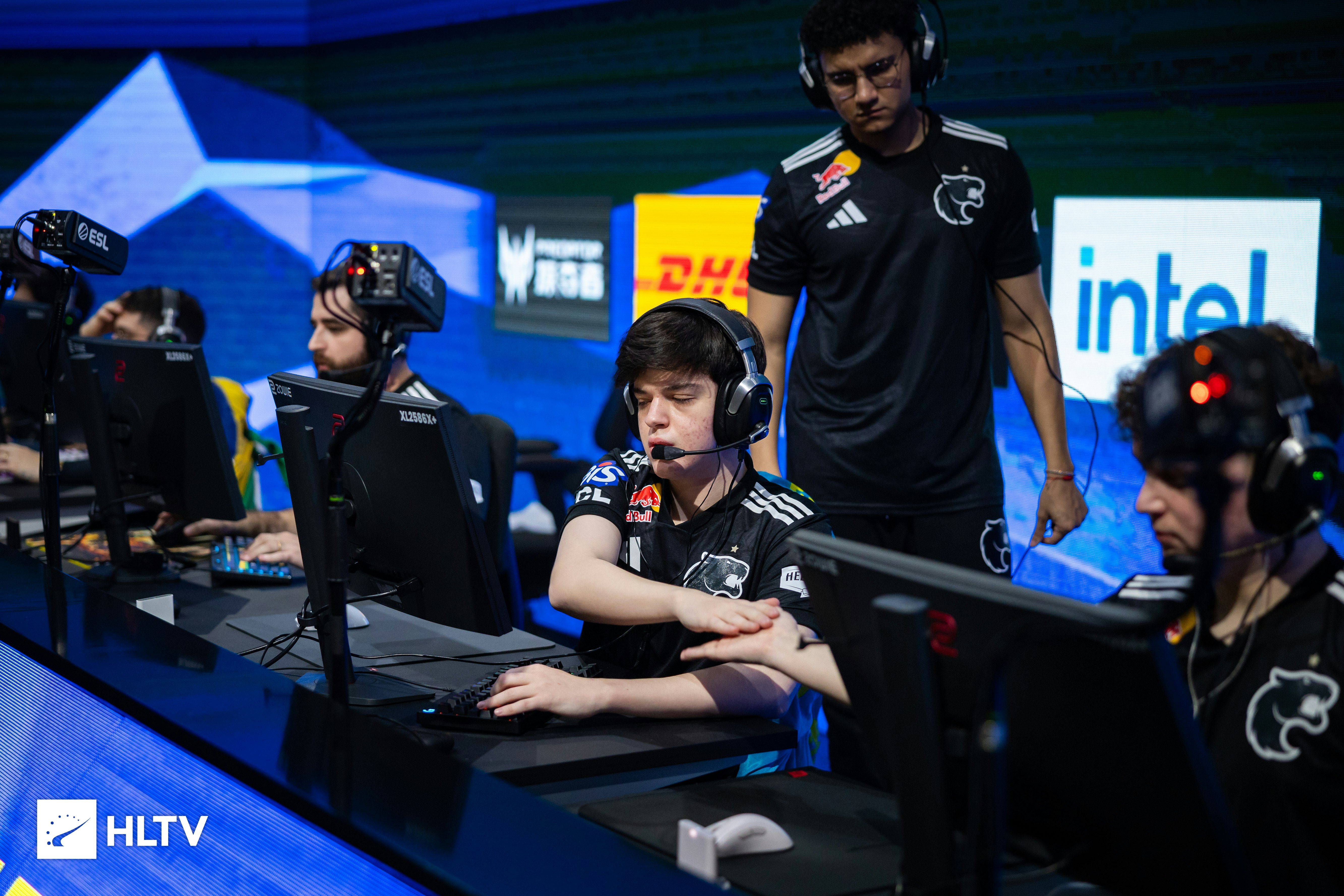 Time da FURIA durante a final da IEM Chengdu contra a Vitality. Foto: HLTV.org/@brcho_