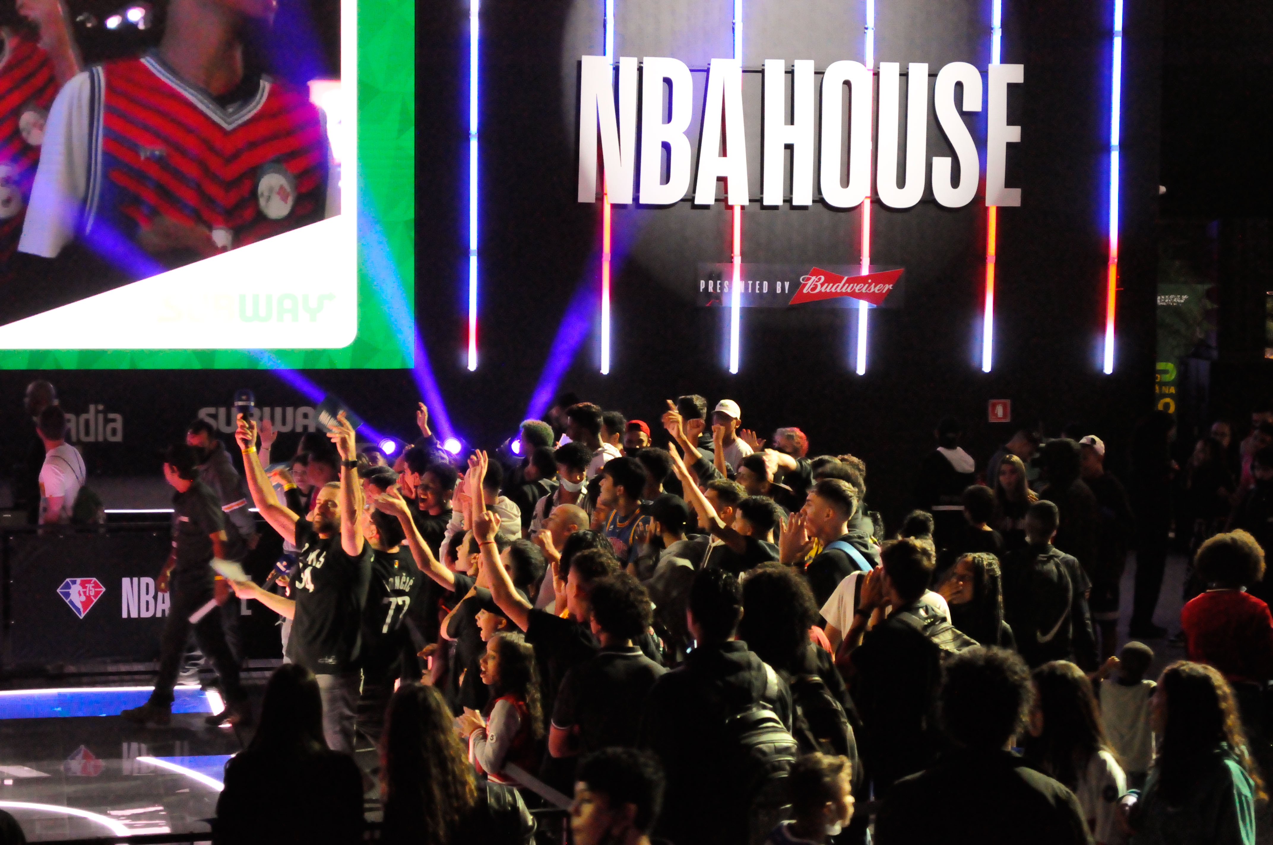 Público na NBA House