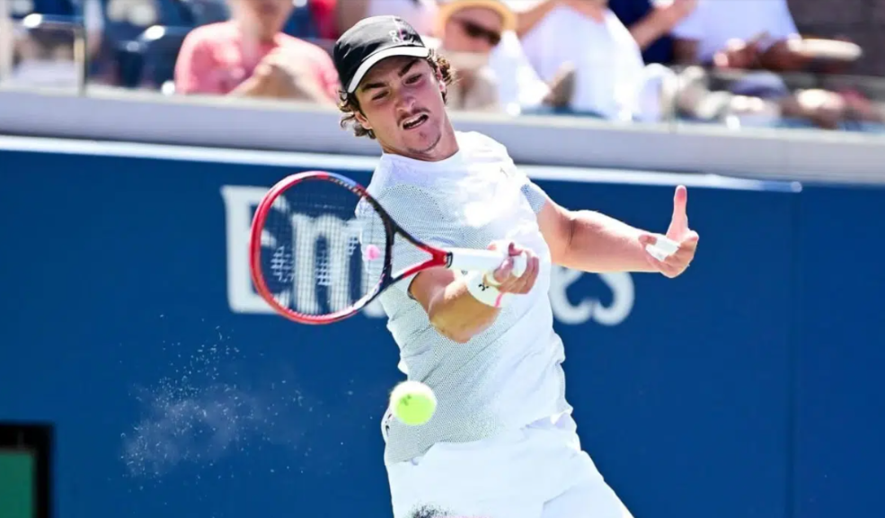 João Fonseca é superado por Tomáš Macháč em 3 sets