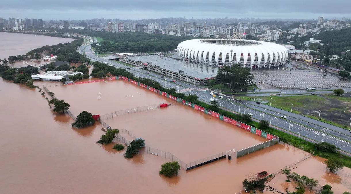 Centro de Treinamento Parque Gigante, totalmente inundado pelas chuvas no estado - Foto: Miguel Noronha/Enquadrar/Estadão Conteúdo.