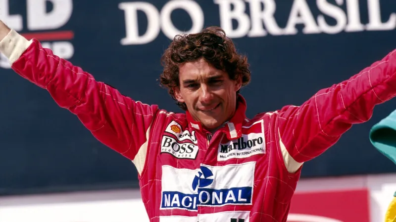 Ayrton Senna no GP do Brasil em 1993. – Foto: Paul-Henri Cahier/Getty Images