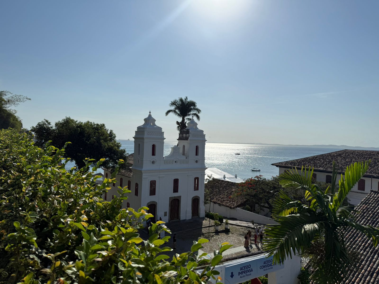 Gamboa: fé abraçada pela praia. Foto: Jalile Elias