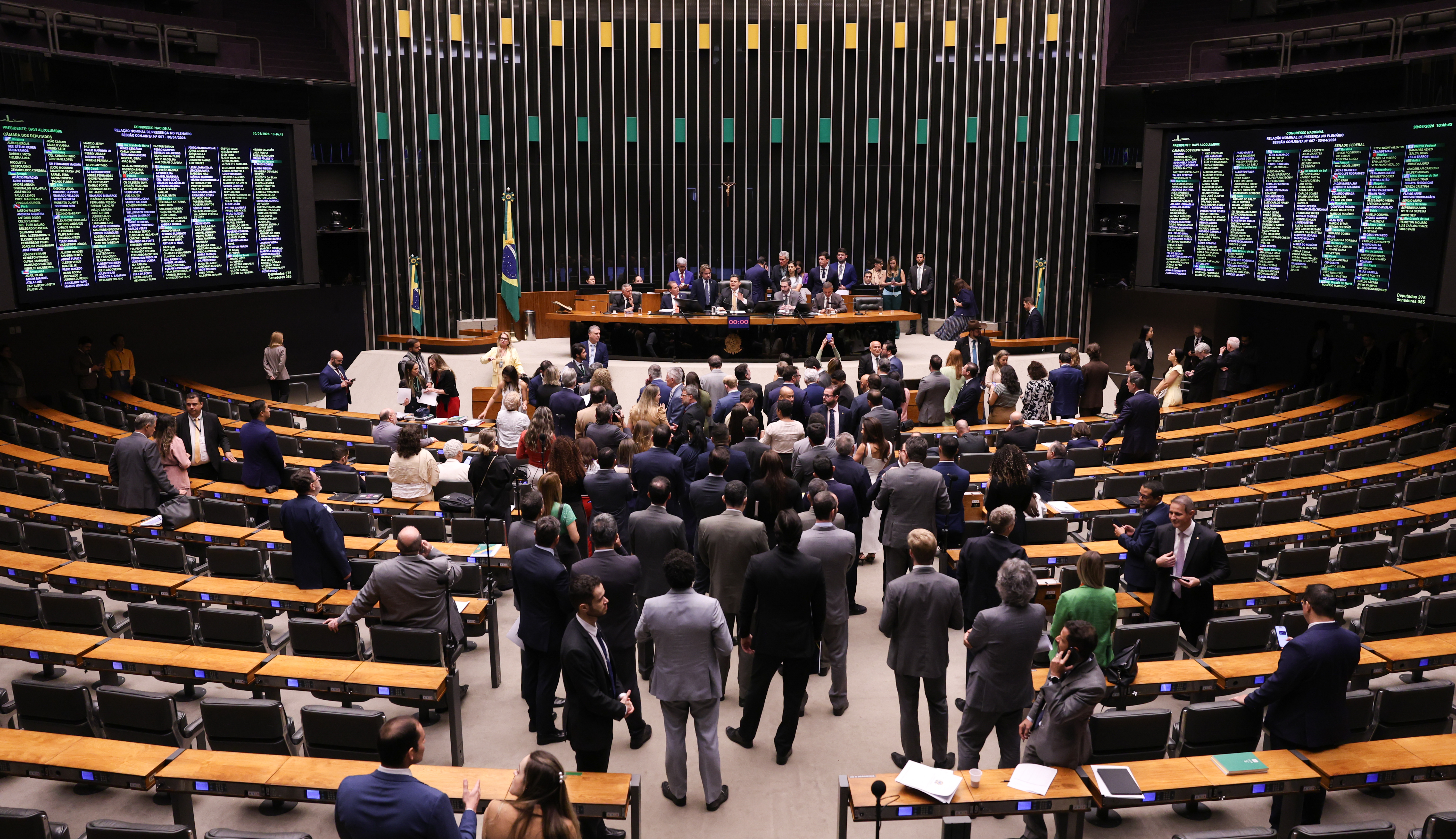 Sessão do congresso que está discutindo o veto integral ao projeto de lei da dosimetria de penas. Foto: Lula Marques/ Agência Brasil