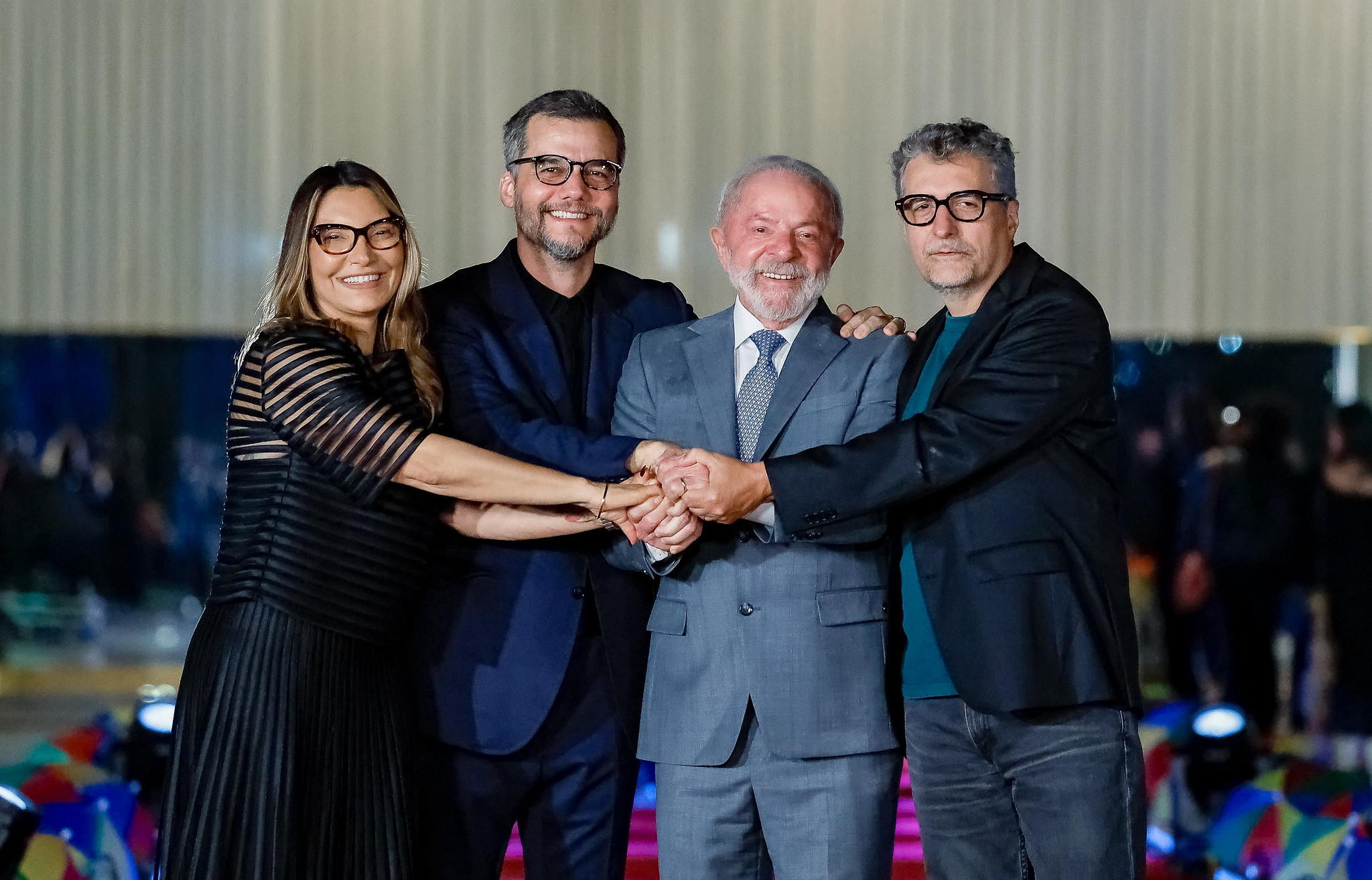Janja Lula da Silva, Wagner Moura, Presidente Lula e Kleber Mendonça no Palácio da Alvorada