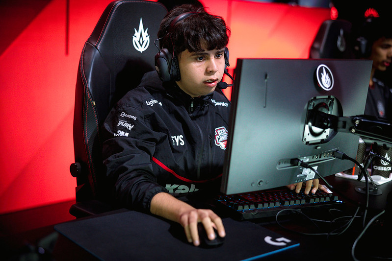 Kaze foi eleito o MVP da série - Foto: CBLOL/flickr
