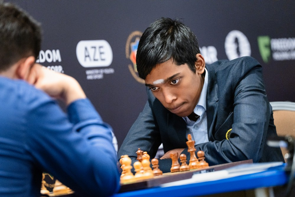 Mundial de Xadrez: Carlsen triunfa; Anand falha, Esportes