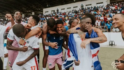 Jogadores do Cabo Verde comemorando a classificação