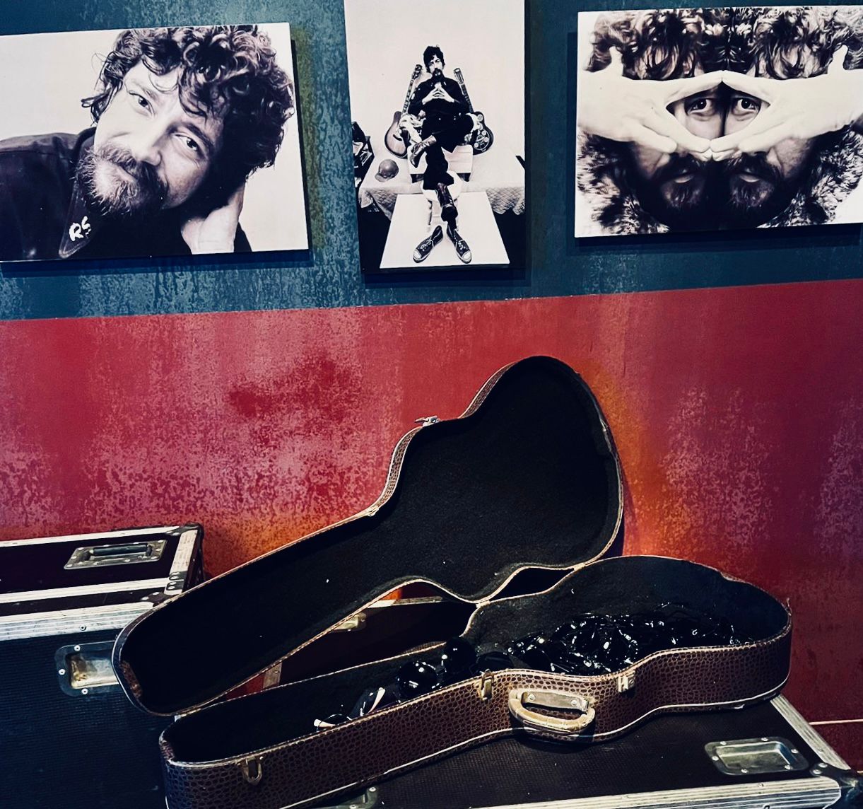 A influência de Raul Seixas perdura até hoje, sendo lembrado por ter quebrado padrões ao misturar rock, blues e rebeldia em sua arte. Foto: Lais Romagnoli