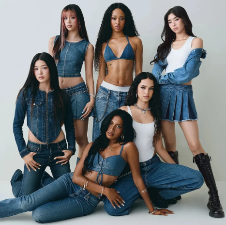 Grupo Katseye x Gap. Foto: Divulgação/GAP.