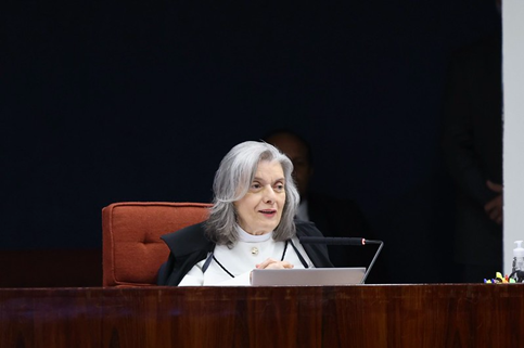 Ministra do Supremo Tribunal Federal Cármen Lúcia, em sessão do julgamento da trama golpista.