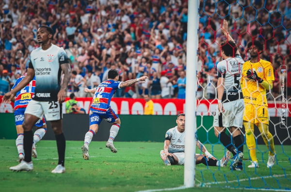 Yago Pikachu marcou o gol que deu a liderança para o Fortaleza. – Foto: Fortaleza EC/Mateus Lotif