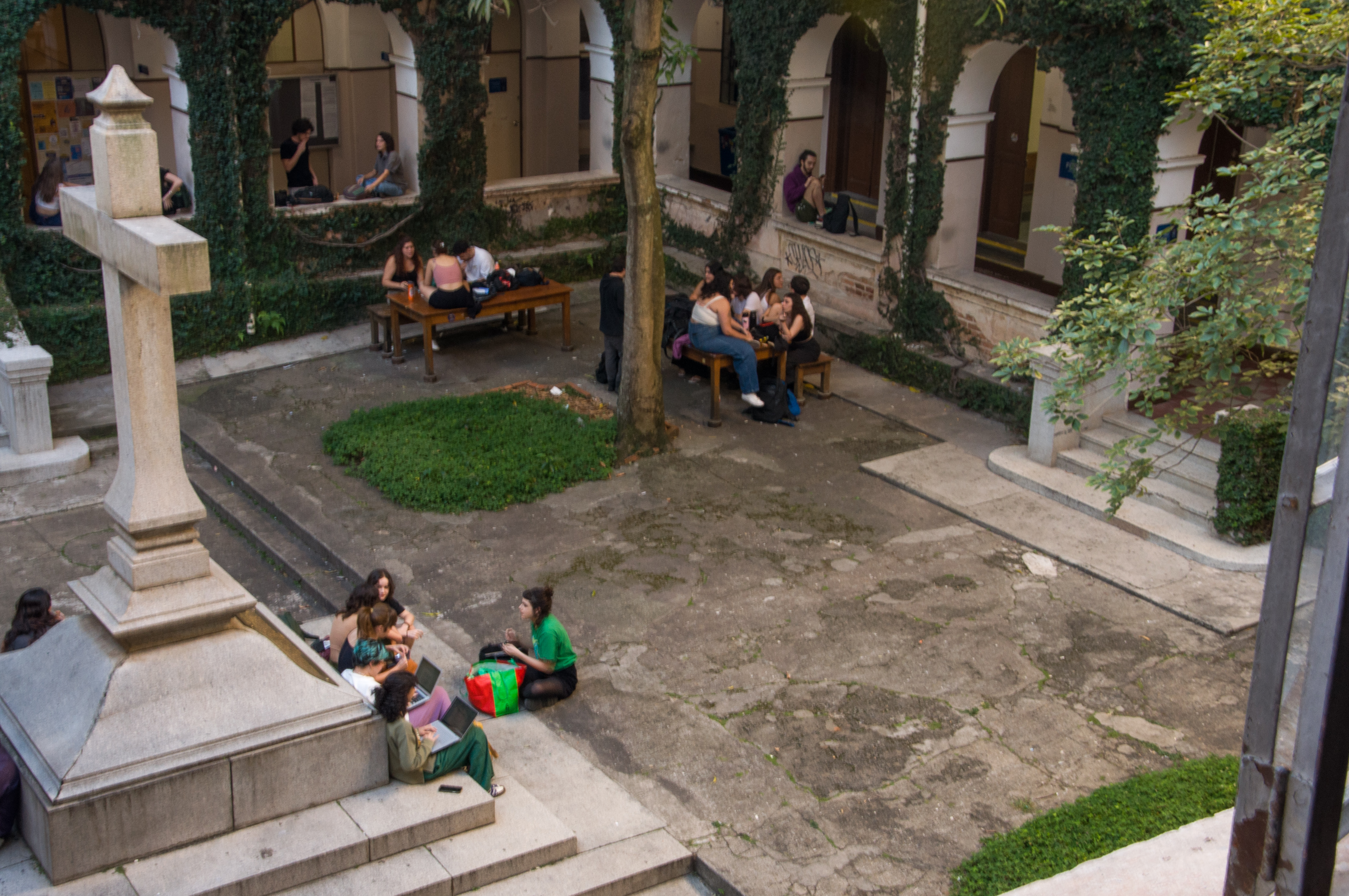 Patio da cruz visto de cima