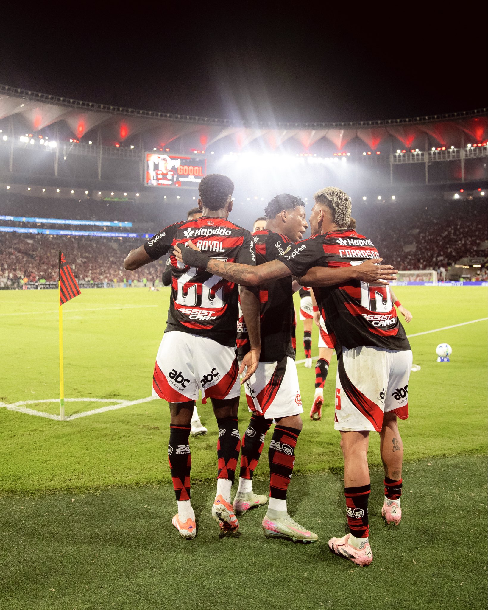 Jogadores do Flamengo comemorando o gol de Carrascal. Foto: Divulgação/X/@Flamengo