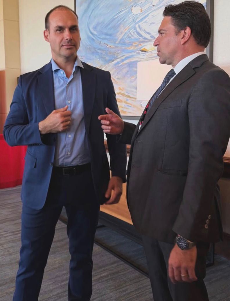 ​  Assim como Eduardo Bolsonaro, Alexandre Ramagem fugiu para os EUA quando teve seu mandato cassado. foto: REPRODUÇÃO/Instagram/@alexandreramagem22  ​