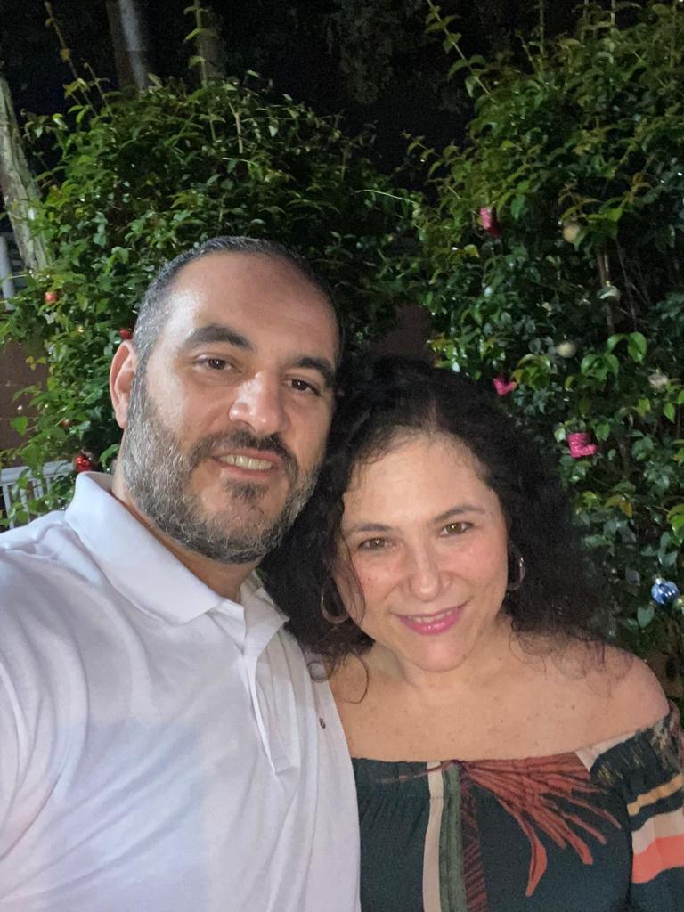 Foto de Carolina Nabarro E Rogério Rossi.