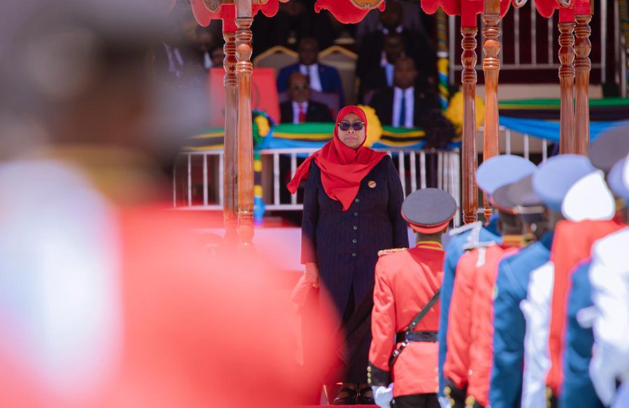 Samia na posse oficial se tornando a primeira presidente mulher eleita. Foto: Tanzania State House