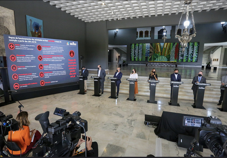 Coletiva de imprensa do Governo do Estado de São Paulo na qual o estado voltou a fase vermelha 