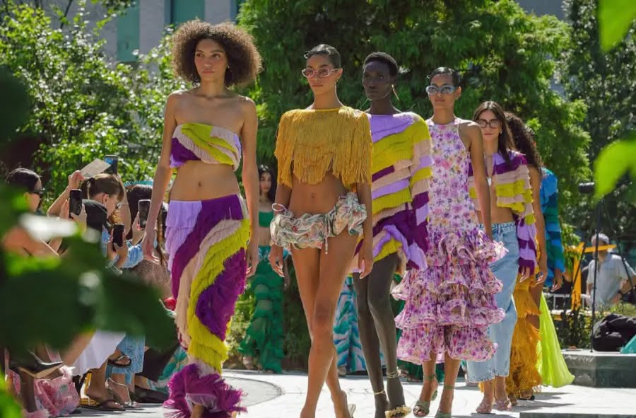 Visuais apresentados no desfile da PatBO