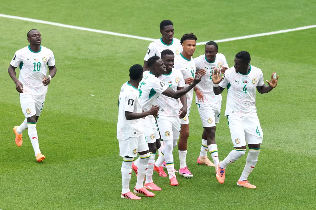 Comemoração do primeiro gol de Senegal. 