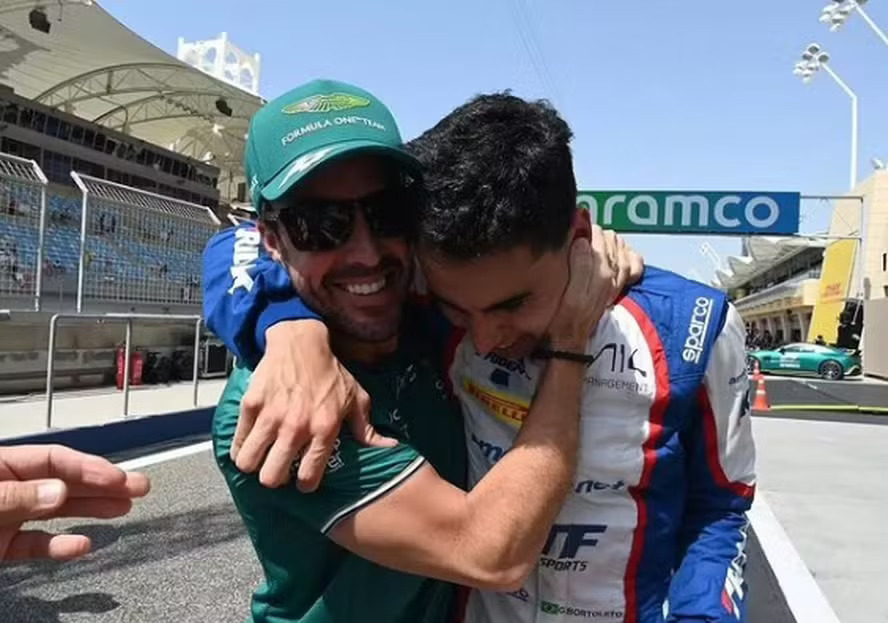 Fernando Alonso e Gabriel Bortoleto. Foto: Reprodução/Instagram @gabrielbortoleto_