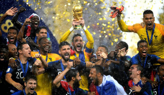 Seleção Francesa comemorando o título da Copa do Mundo de 2022