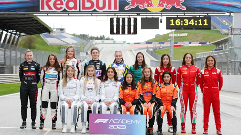Grid da F1 Academy de 2023. Foto/Reprodução: Fórmula 1.