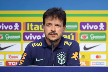 Federação Inglesa tem até 11 de outubro para apresentar parecer de  investigação sobre Paquetá, seleção brasileira