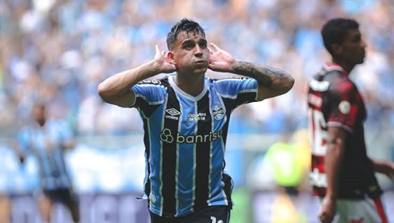 Grêmio conquista vitória importante em cima do São Paulo e se afasta da zona de rebaixamento. Foto: Maxi Franzoi/AGIF