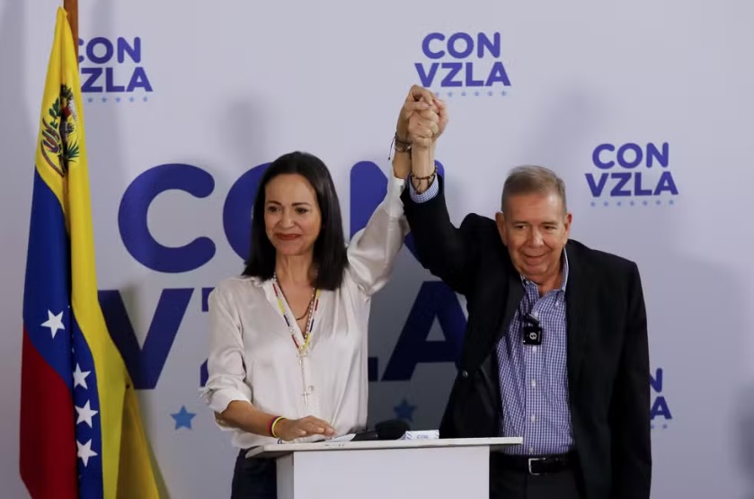 María Corina Machado e Edmundo González, durante coletiva de imprensa em 29 de julho de 2024