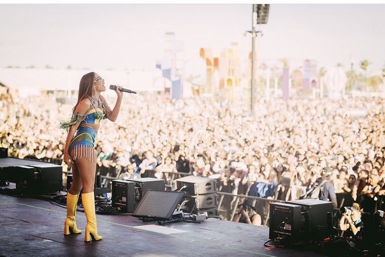 Anitta em sua apresentação no Coachella 2022