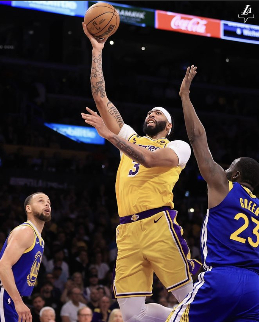 Los Angeles Lakers ganha jogo contra Golden State Warriors - Portal  Jornalismo ESPM