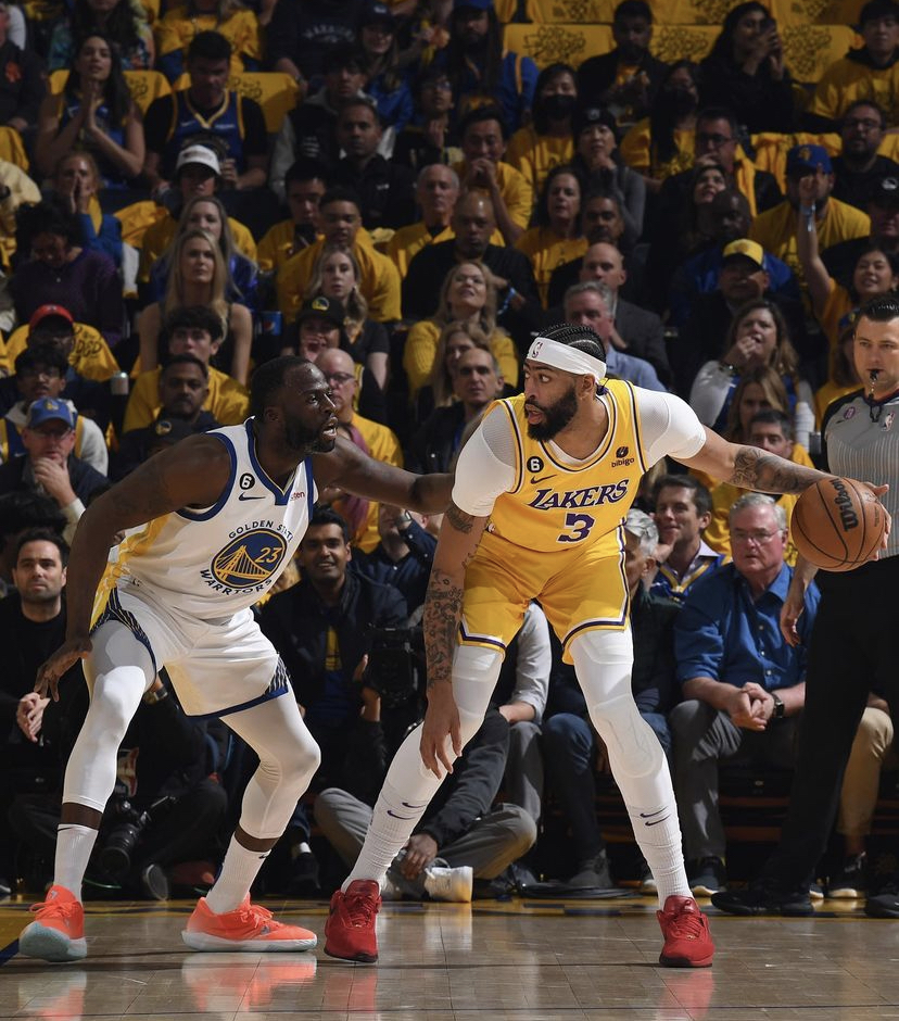 Los Angeles Lakers lidera a série por 3 a 1 sobre o Golden State Warriors