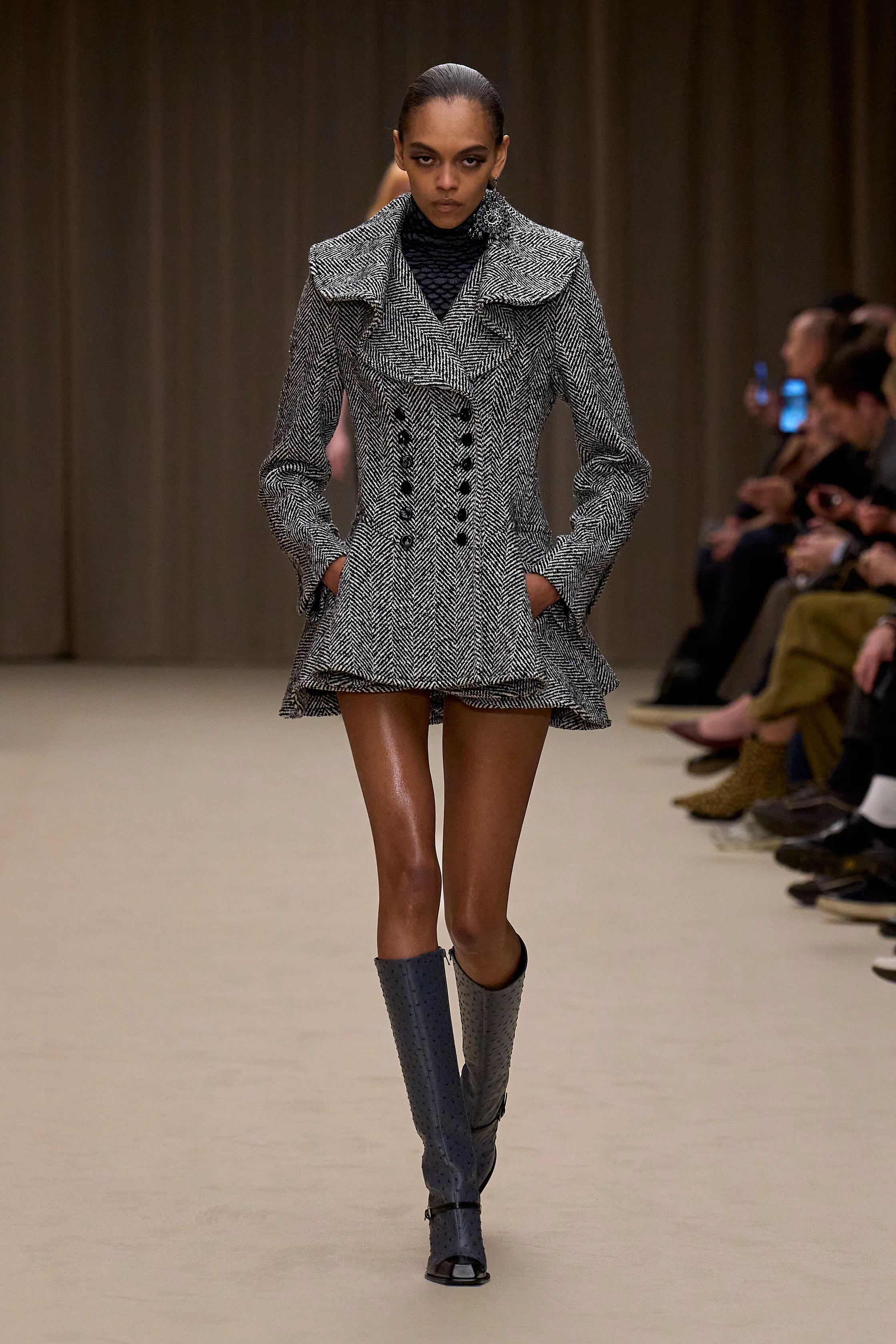 McQueen FW26. Foto: Divulgação/McQueen