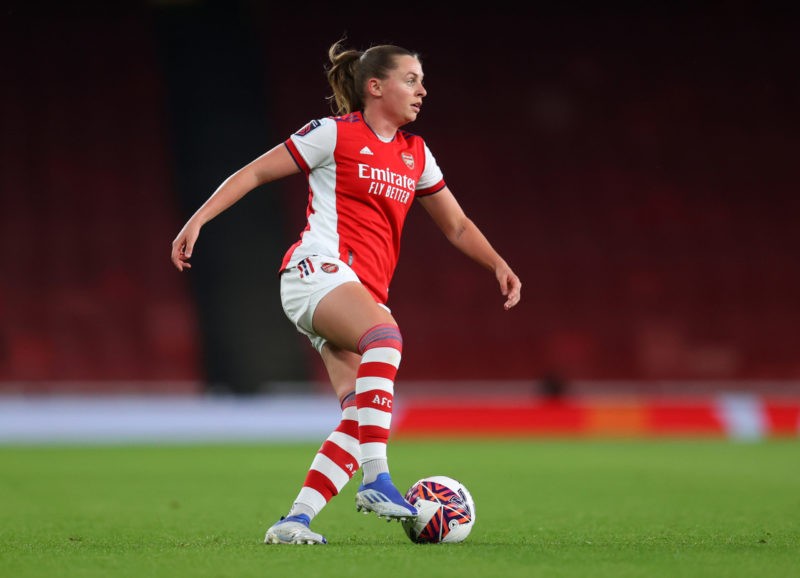 Noelle Maritz, zagueira da seleção da Suíça. Imagem: Catherine Ivill/Getty Images.