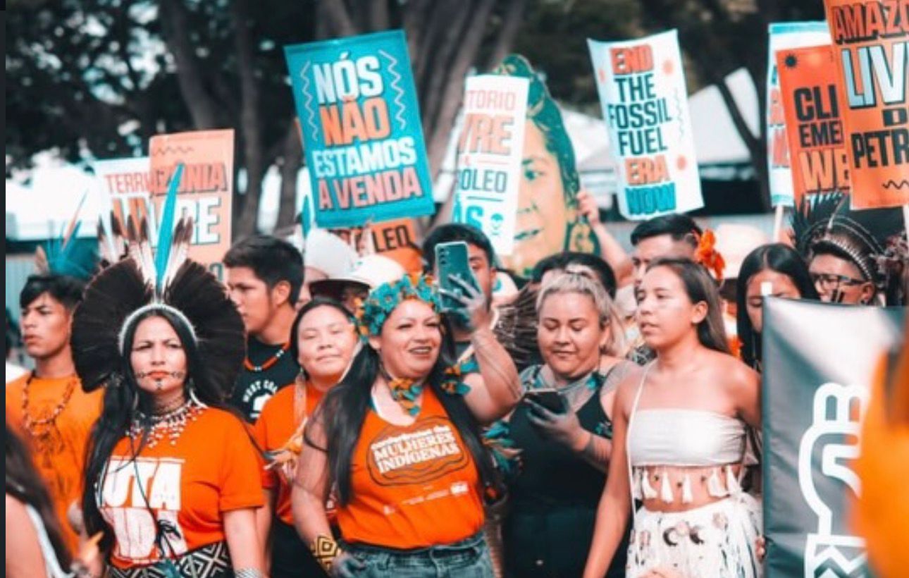 protesto dos povos oiginarios em Brasilia
