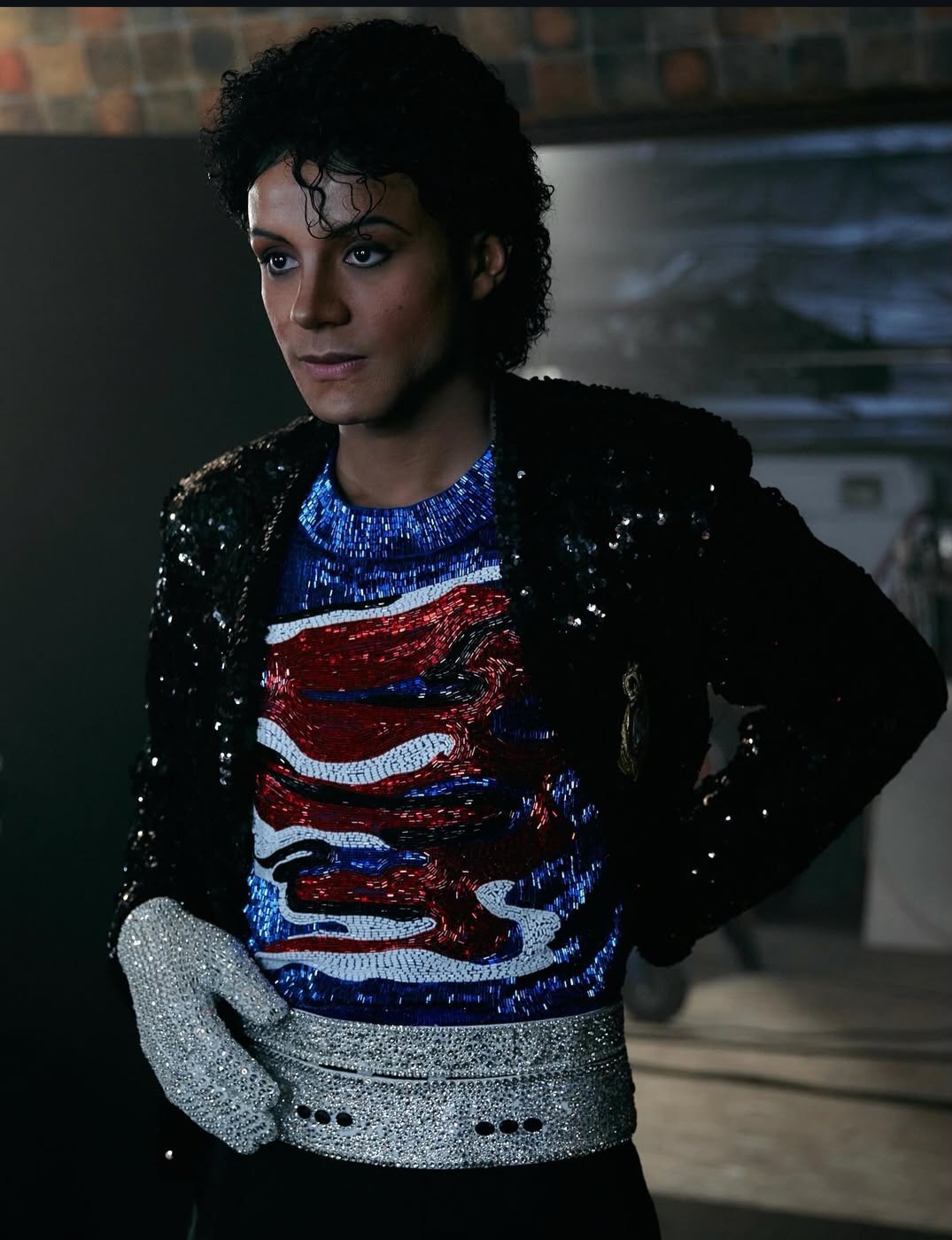 Figurino do Michael na última apresentação da “Victory Tour”. Foto: Reprodução/Instagram/@jaafarjackson 