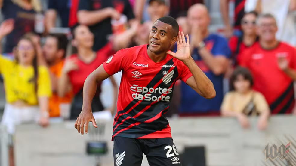 Erick, jogador do Athletico-PR, em comemoração de gol da vitória diante do Vasco da Gama, pela quinta rodada  do Brasileirão 2024 Foto: José Tramontin/athletico.com.br