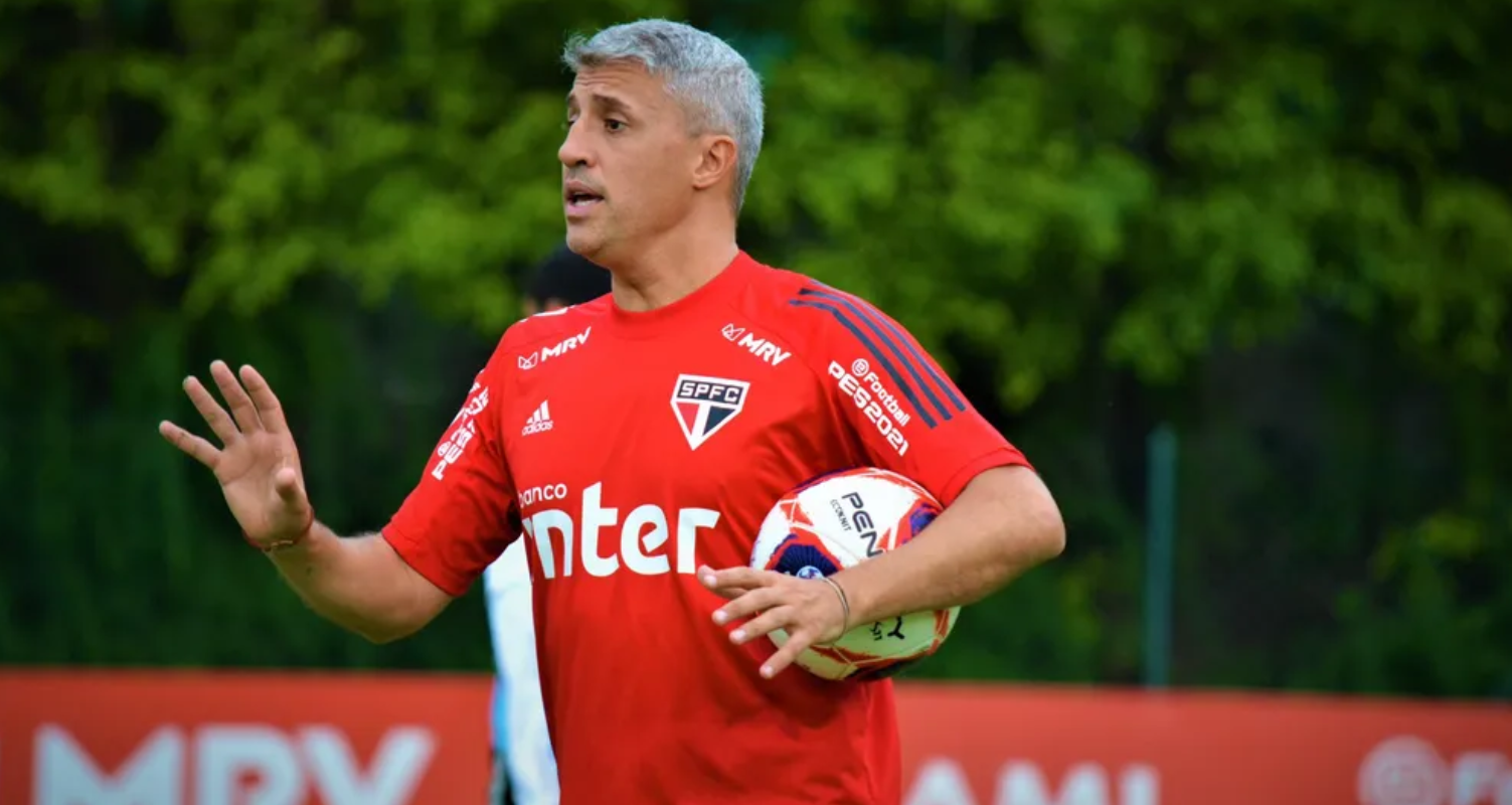 Crespo em treino do São Paulo em sua primeira passagem. Foto: Reprodução/São Paulo FC