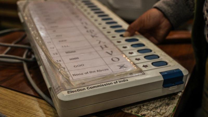 Urna de votação indiana