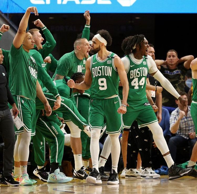Na NBA, o Boston Celtics venceu o Golden State Warriors por 120 a 108 - Foto: Reprodução/Instagram @celtics