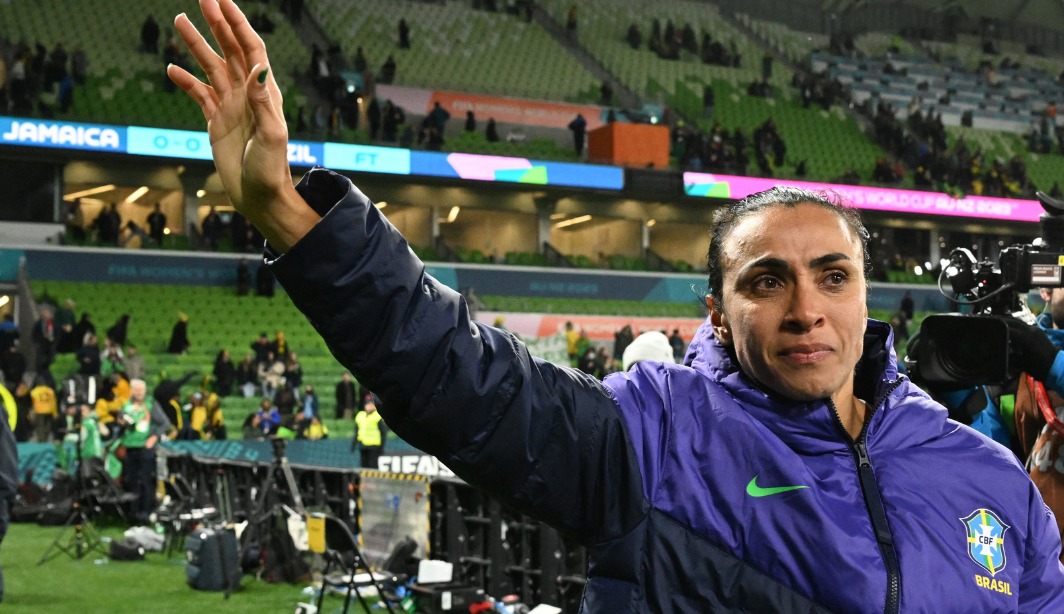 Marta se despede da seleção como maior artilheira de todas as Copas e símbolo para meninas que sonham em jogar futebol: Foto: Routers