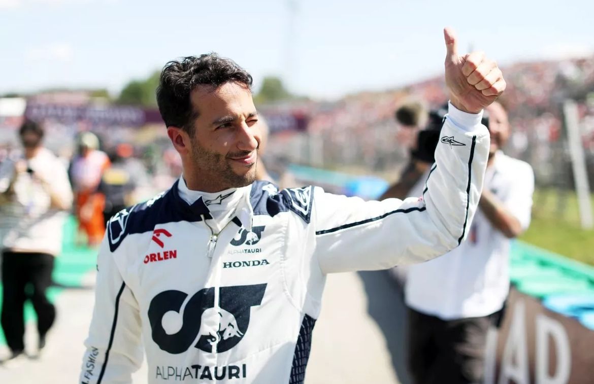 Ricciardo já na Alpha Tauri, antiga Racing Bulls. – Foto: Reprodução/Red Bull Content Pool