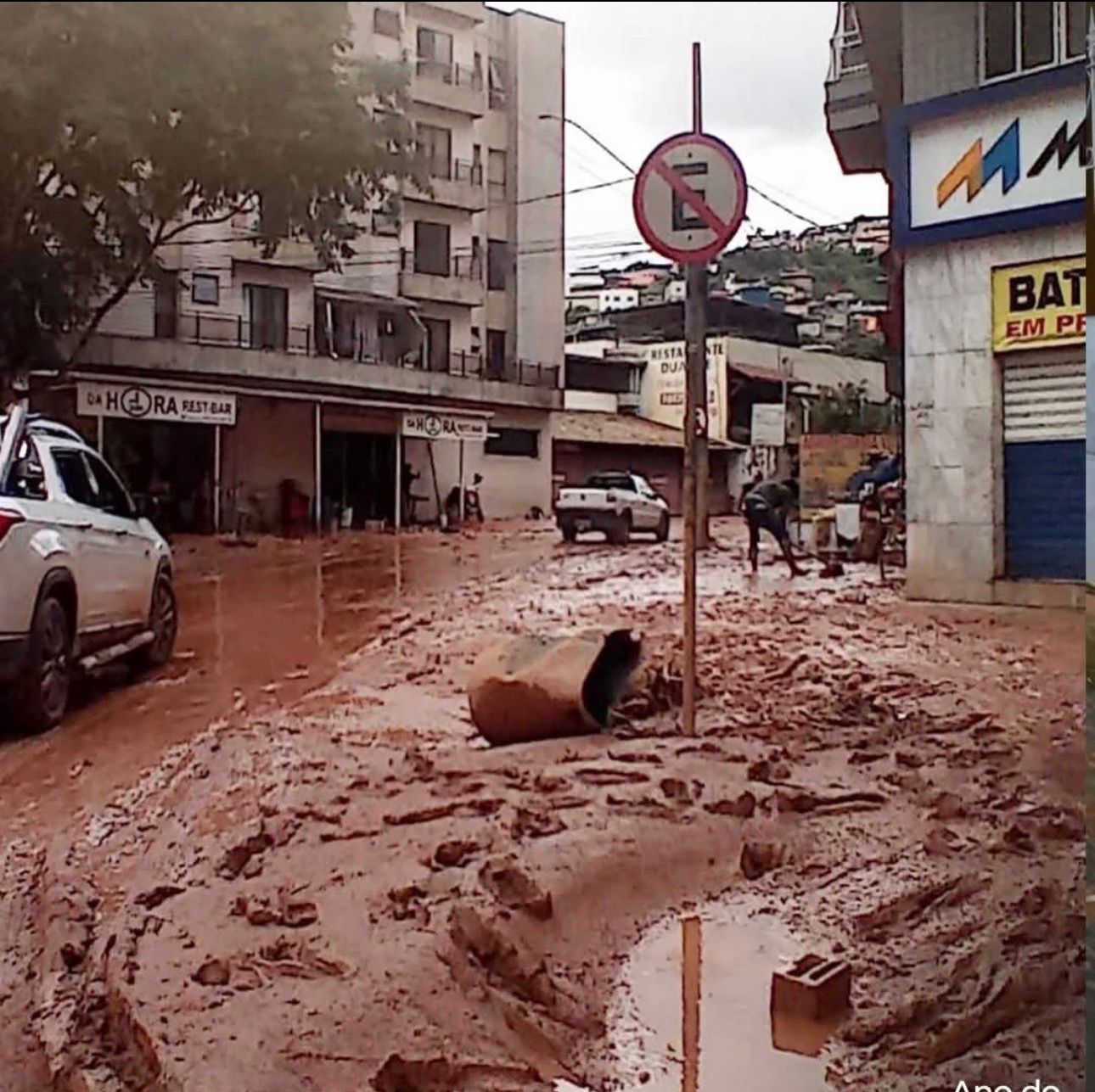 (Os rastros de destruição deixados após o desastres em juiz de fora,@engenhariaambientalbr)